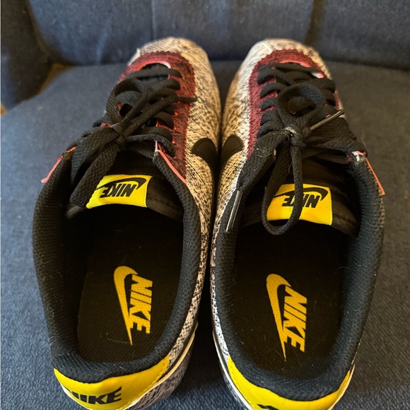 Lizard print Nike cortex worn once in the house - Picture 5 of 7